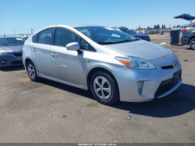 2014 Toyota PRIUS TWO — фото 1