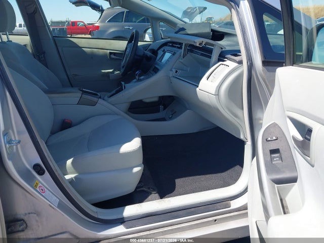 2014 Toyota PRIUS TWO — фото 5