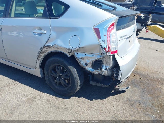 2014 Toyota PRIUS TWO — фото 6