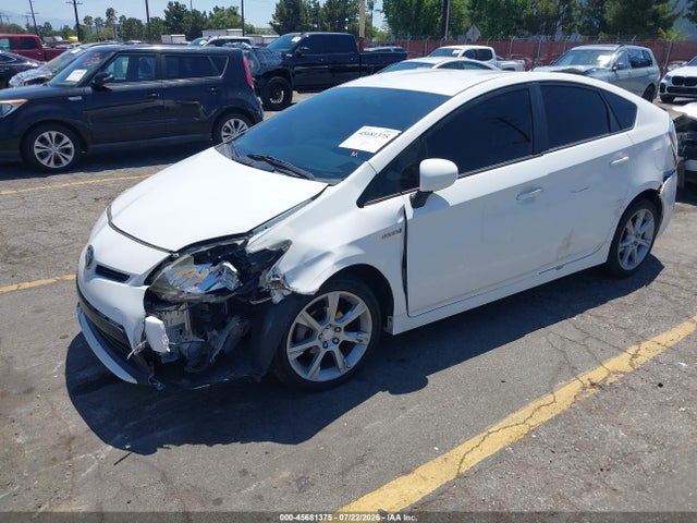 2014 Toyota PRIUS TWO — фото 2