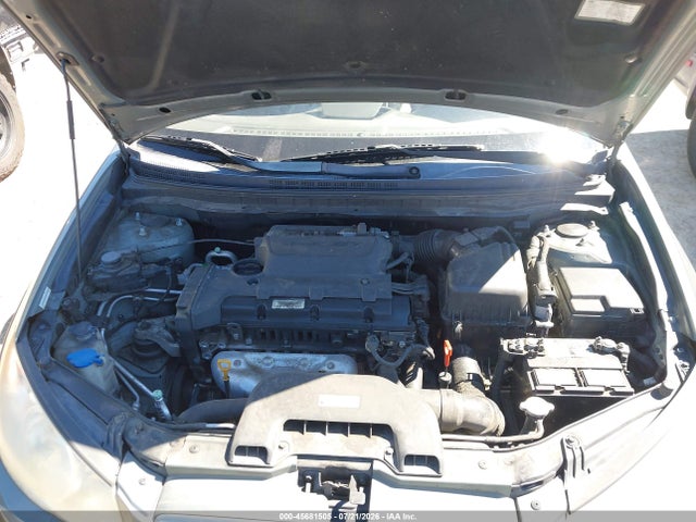 2010 Hyundai ELANTRA GLS 照片 10