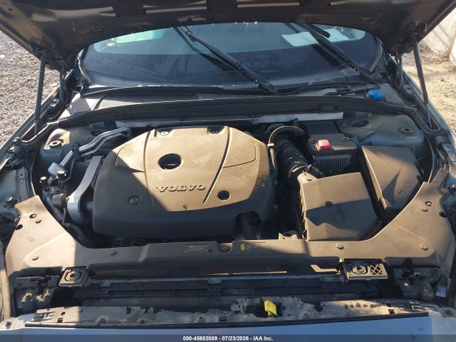 2019 VOLVO S60 T6 MOMENTUM 10
