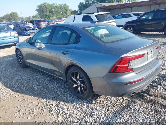 2019 VOLVO S60 T6 MOMENTUM 3