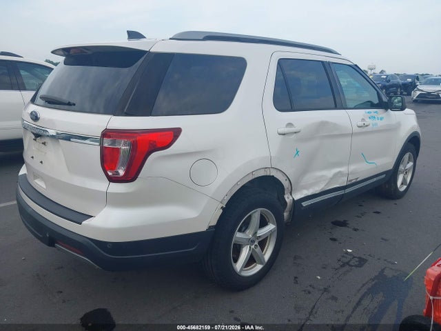 2019 FORD EXPLORER XLT 4