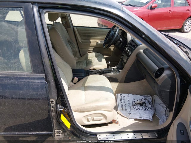 2001 Lexus IS 300 — фото 5