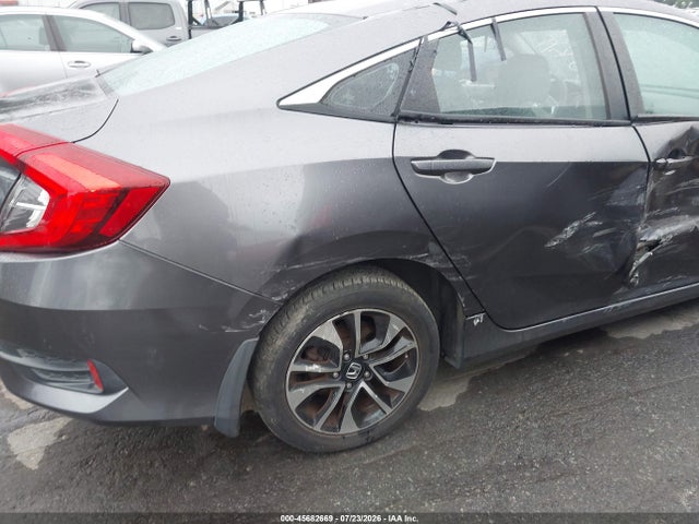 صورة مصغرة 18 لـ 2017 Honda CIVIC LX