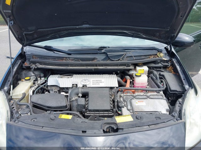 صورة 10 لـ 2010 Toyota PRIUS IV
