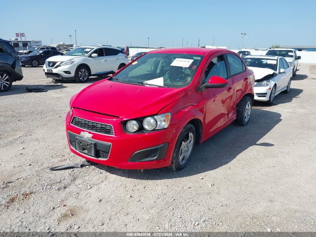 صورة 2 لـ 2016 Chevrolet SONIC LS AUTO