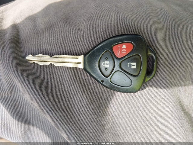 2012 Toyota YARIS LE — миниатюра 11