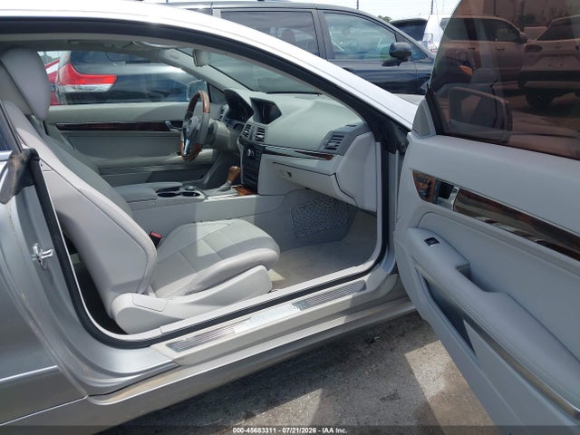 صورة 5 لـ 2012 Mercedes-BENZ E 350