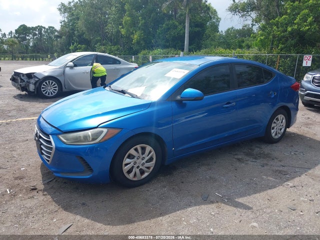 2017 Hyundai ELANTRA SE 照片 2