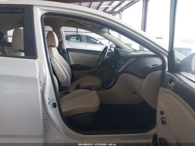 2016 Hyundai ACCENT SE 照片 5