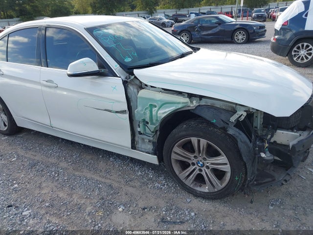 2017 BMW 330I 照片 6