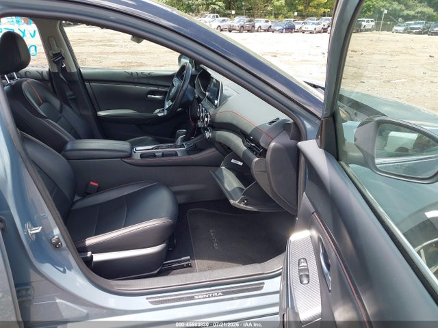 صورة 5 لـ 2025 Nissan SENTRA SR