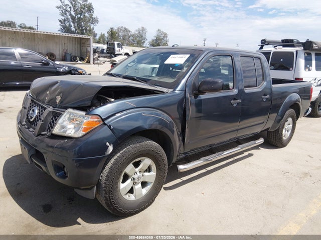 2013 Nissan FRONTIER SV — фото 2