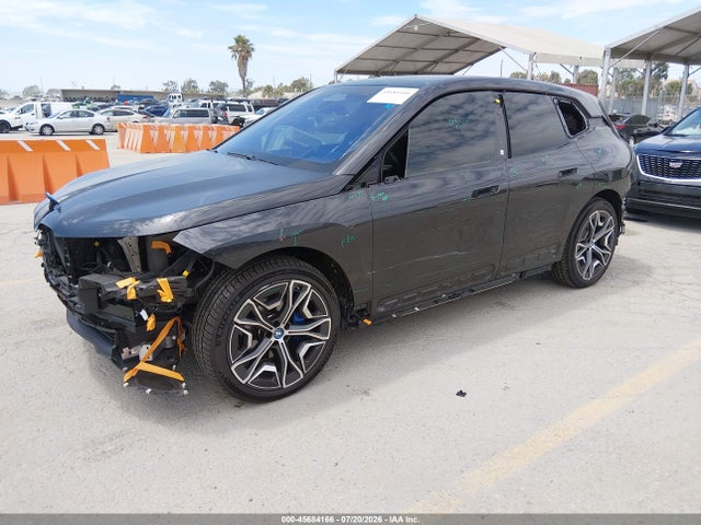 2025 BMW IX XDRIVE50 2