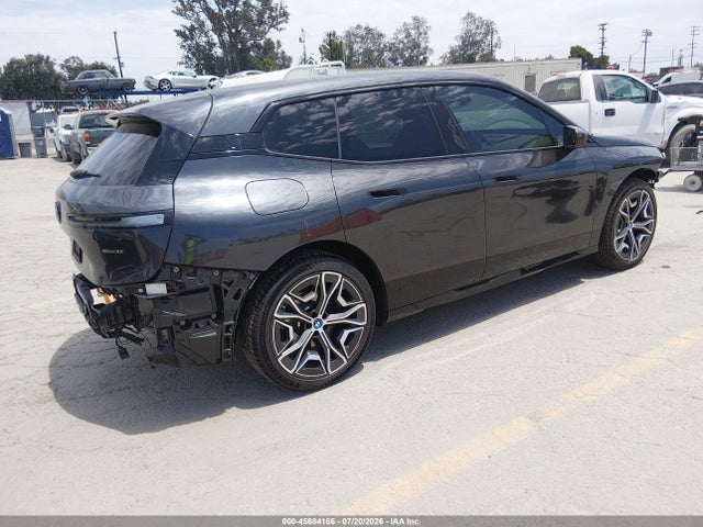 2025 BMW IX XDRIVE50 4