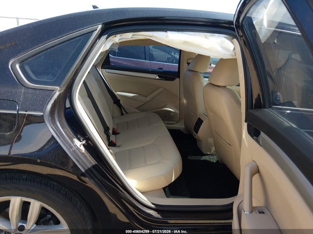 2019 VOLKSWAGEN PASSAT 2.0T WOLFSBURG EDITION 8