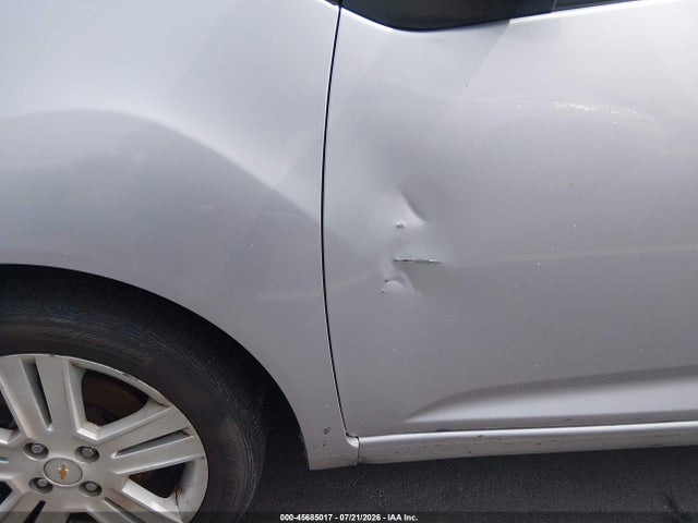 2015 Chevrolet SPARK 1LT CVT — фото 6