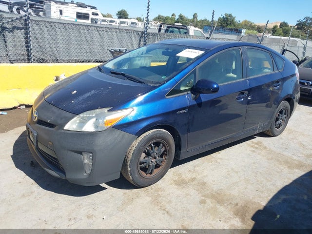 2012 Toyota PRIUS TWO — фото 2