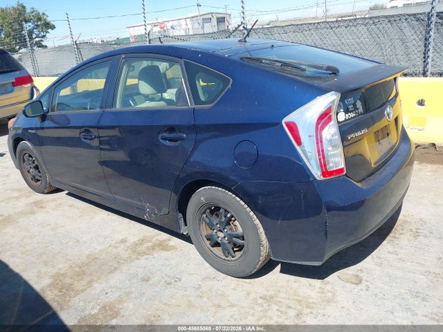 2012 Toyota PRIUS TWO — фото 3