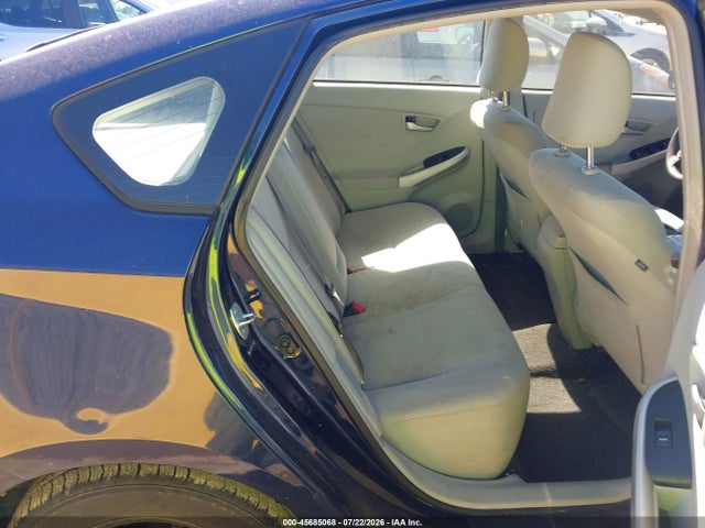 2012 Toyota PRIUS TWO — фото 8
