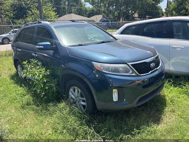 2014 KIA SORENTO LX
