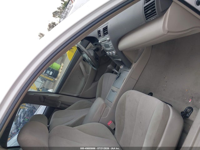 2010 Toyota CAMRY LE 照片 5