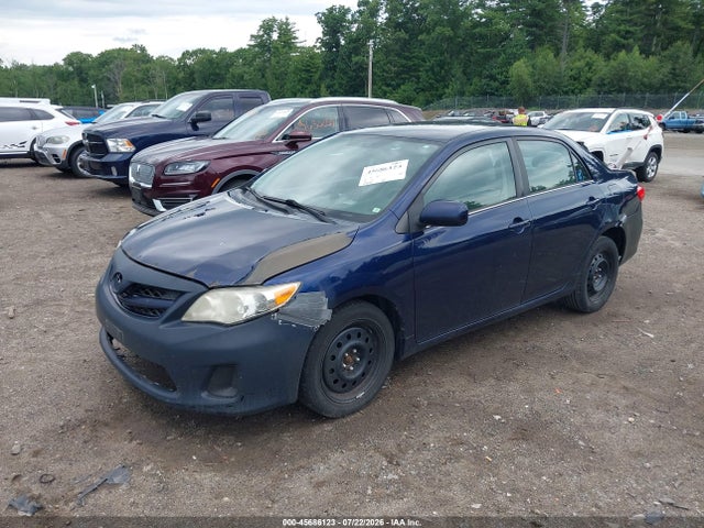 2013 Toyota COROLLA LE 照片 2