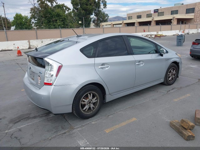 صورة 4 لـ 2010 Toyota PRIUS II