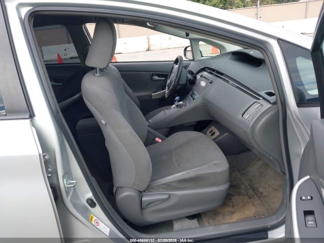 صورة 5 لـ 2010 Toyota PRIUS II