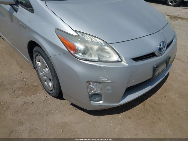 صورة 6 لـ 2010 Toyota PRIUS III