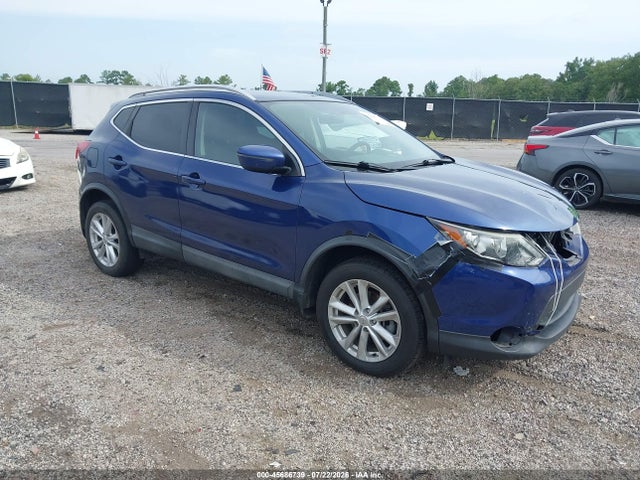 2017 NISSAN ROGUE SV