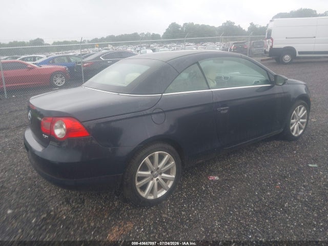 2011 Volkswagen EOS KOMFORT photo 4