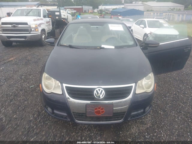 2011 Volkswagen EOS KOMFORT photo 6