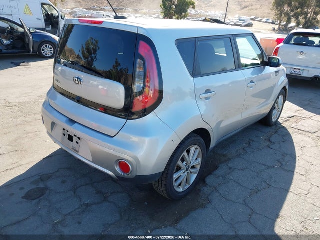 صورة 4 لـ 2017 KIA SOUL +