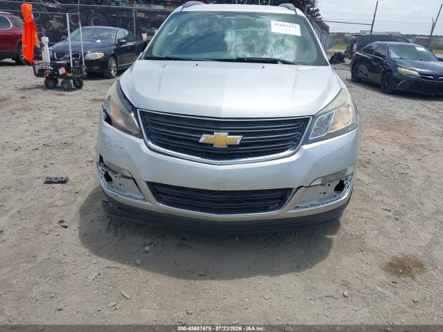 2017 CHEVROLET TRAVERSE LS 6