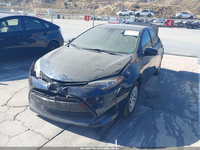 2017 Toyota COROLLA LE — фото 2