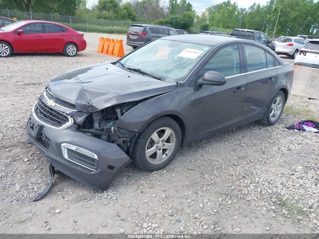 2016 Chevrolet CRUZE LIMITED 1LT AUTO — фото 2