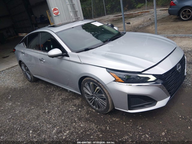 2023 NISSAN ALTIMA SL FWD