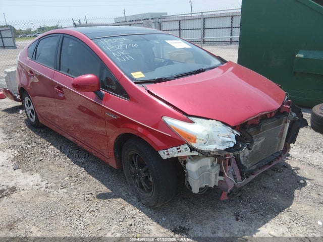 2015 TOYOTA PRIUS FOUR