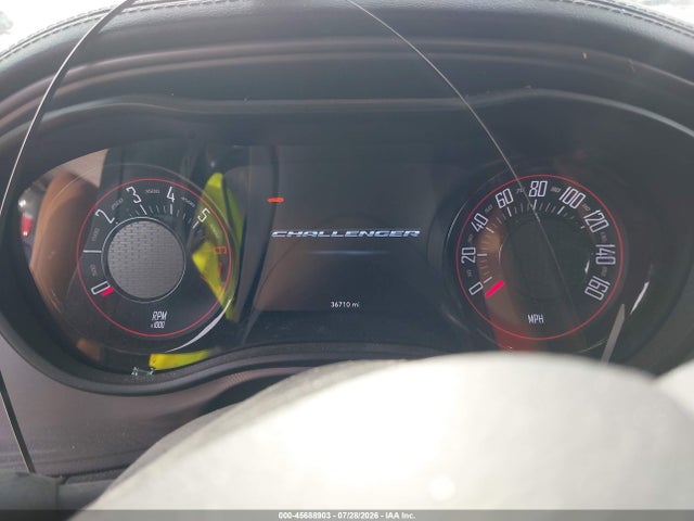2023 DODGE CHALLENGER R/T 7
