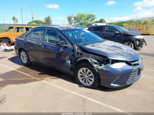 2017 TOYOTA CAMRY LE