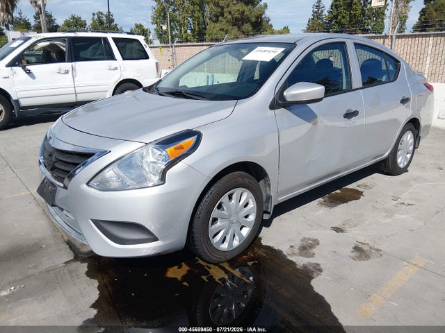 2017 Nissan VERSA 1.6 S+ — фото 2