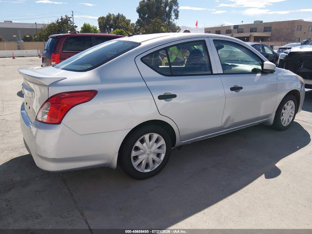 2017 Nissan VERSA 1.6 S+ — фото 4