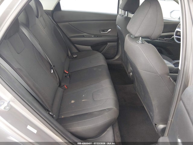 2023 HYUNDAI ELANTRA SE 8