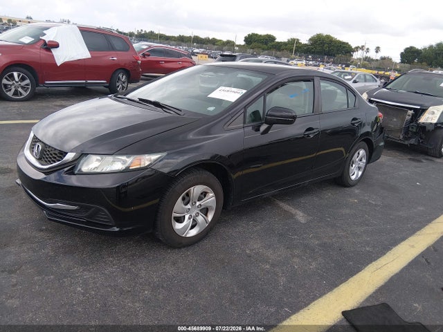 2015 Honda CIVIC LX — фото 2