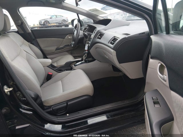 2015 Honda CIVIC LX — фото 5