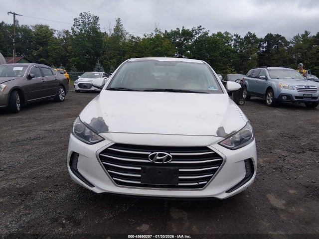 صورة 6 لـ 2017 Hyundai ELANTRA SE