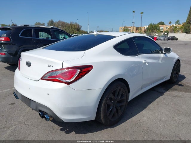 2014 Hyundai GENESIS 2.0T PREMIUM — фото 4